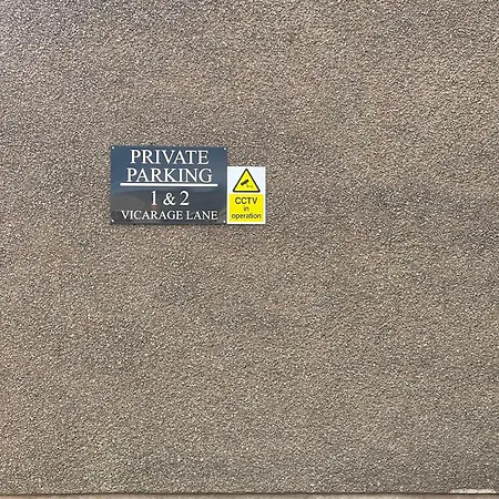 Apartment Muddy Boots Scarpa